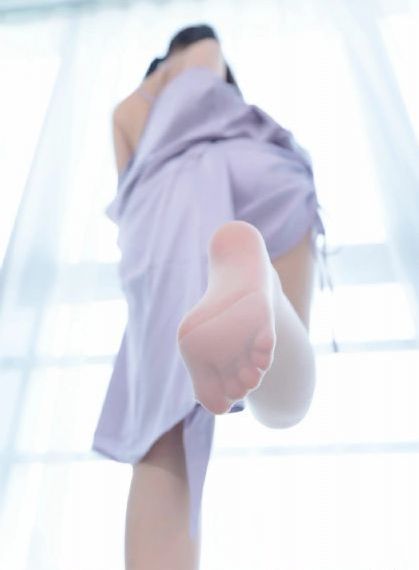 年轻的小姨子_HD免费观看