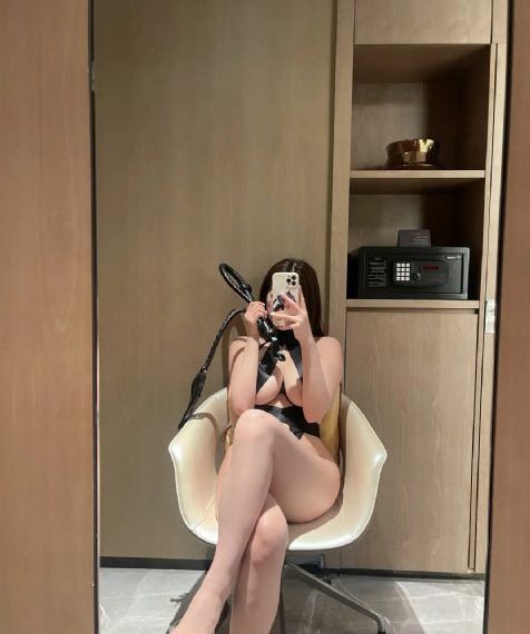 ova乳巨催眠在线观看_完整视频大全