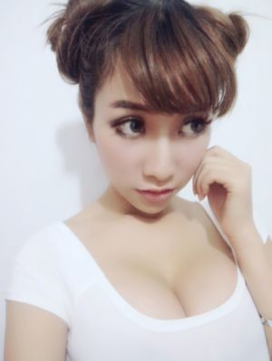 为有暗香来剧情介绍_BD英语高清电影在线