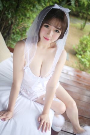 日本奶妇挤奶水视频_1080HD高清在线观看