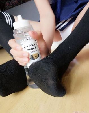韩国电影 年轻的阿姨_视频网址大全