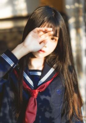 抱胁西班牙主题曲_BD韩语全集免费观看